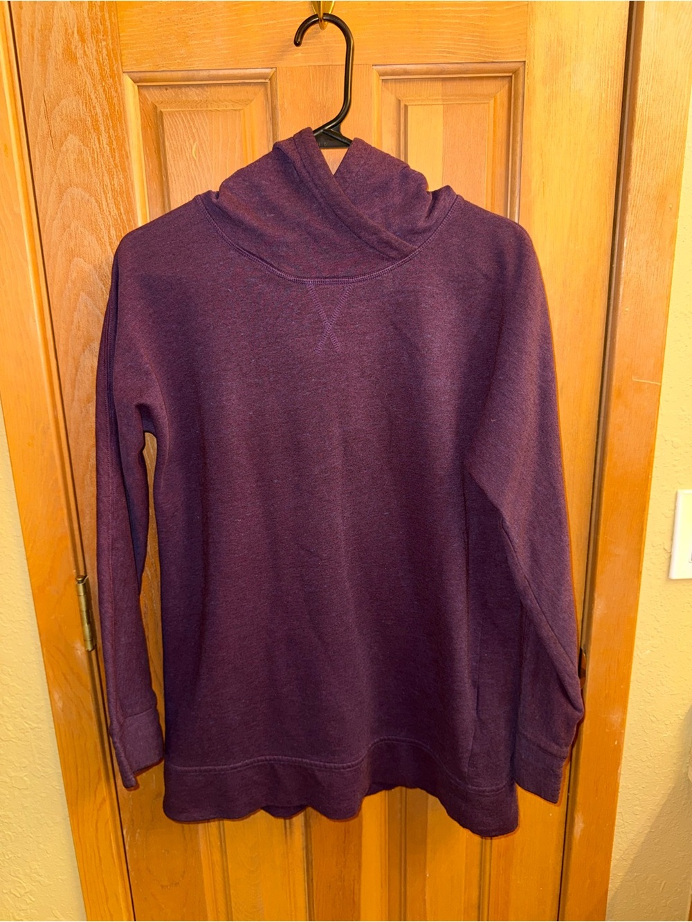 Burton Women's Funnel Neck Pullover - Plum